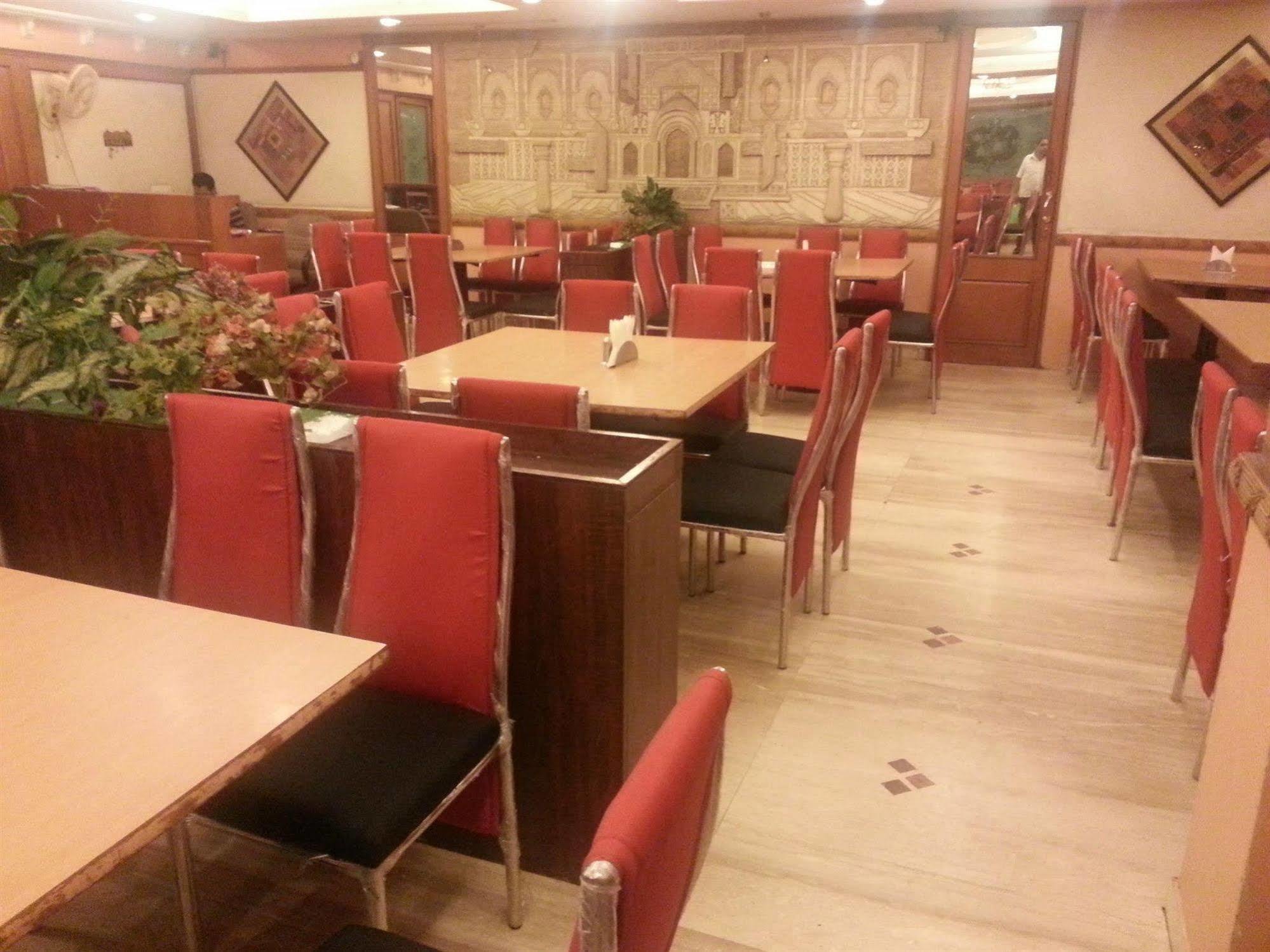 Hotel Tara International حيدر أباد المظهر الخارجي الصورة
